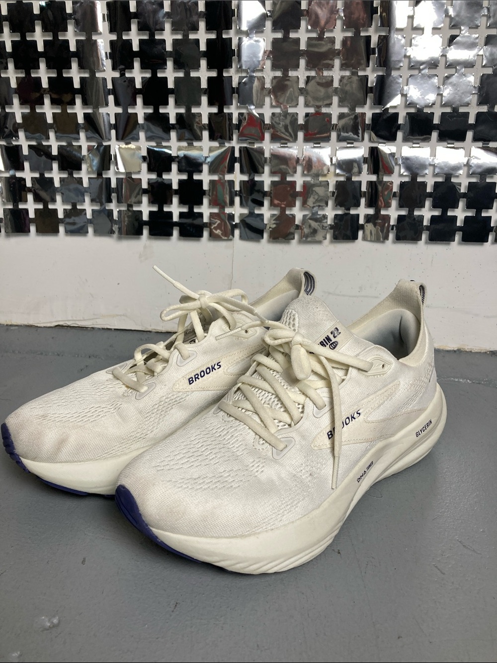 Brooks Cream and Blue Neutral Cushion Running Sneakers